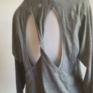 Lululemon top
